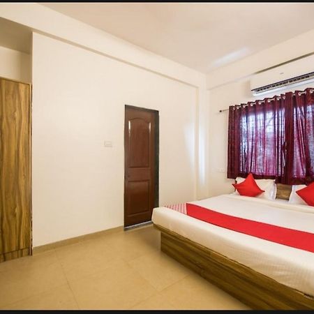 Primrose Guest House Pune Esterno foto