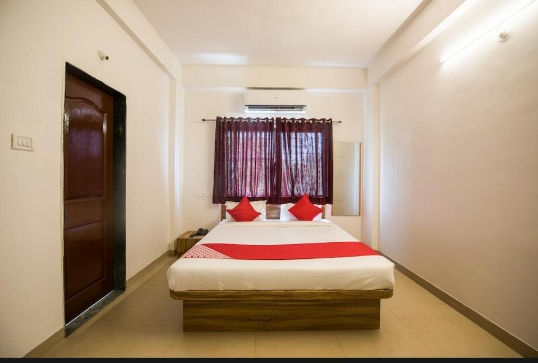 Primrose Guest House Pune Esterno foto