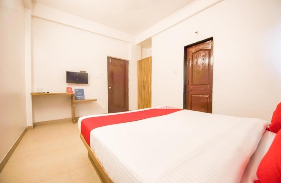 Primrose Guest House Pune Esterno foto